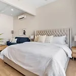 Downtown King Suite