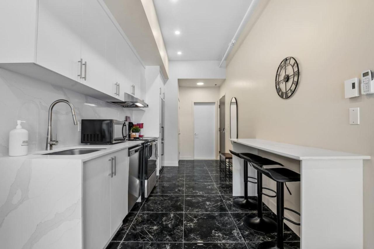Downtown King Apartment *